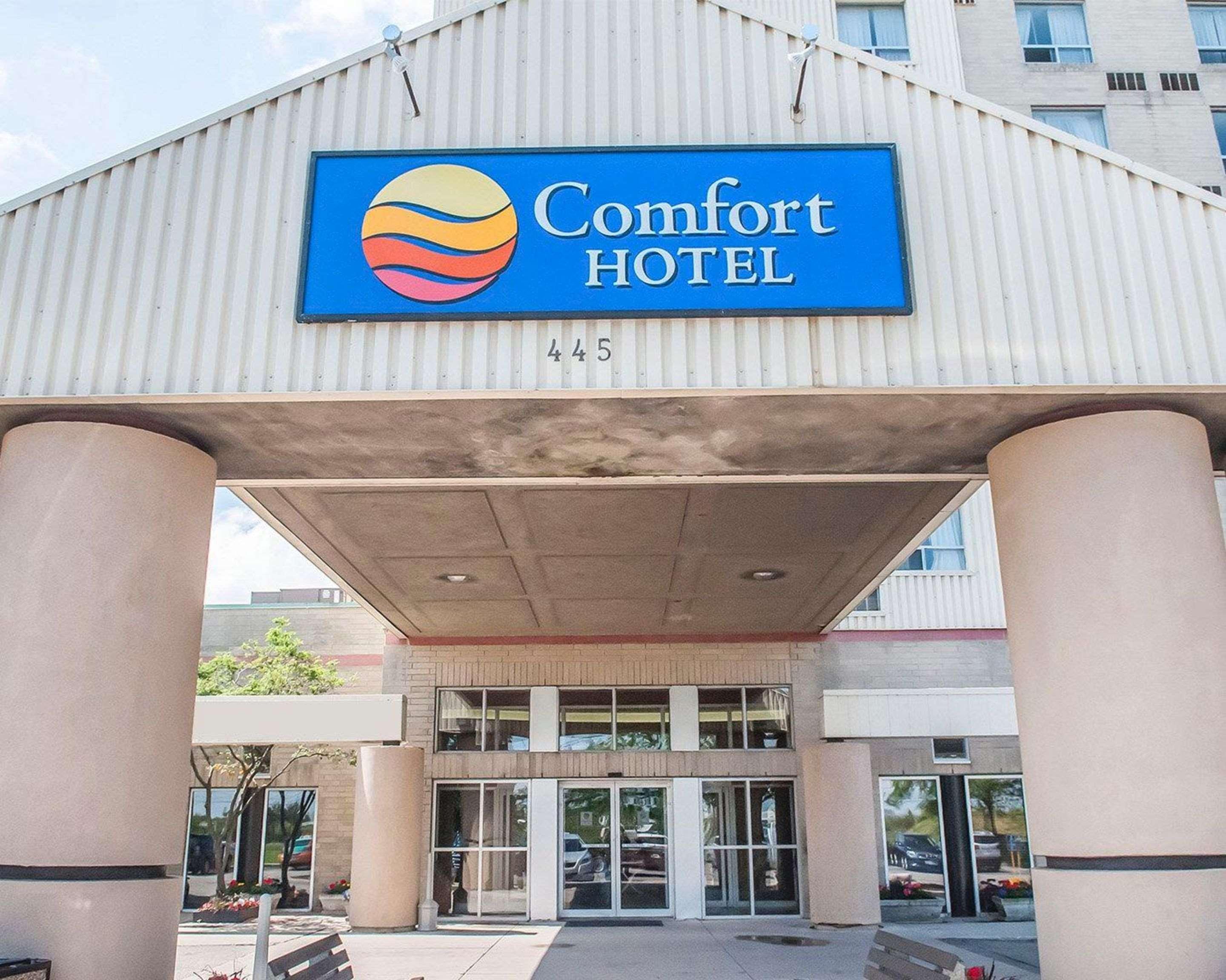 Comfort Hotel Airport North Toronto Buitenkant foto